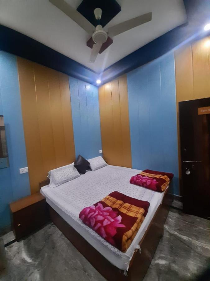 Friends Guest House & Hostelアーグラ エクステリア 写真